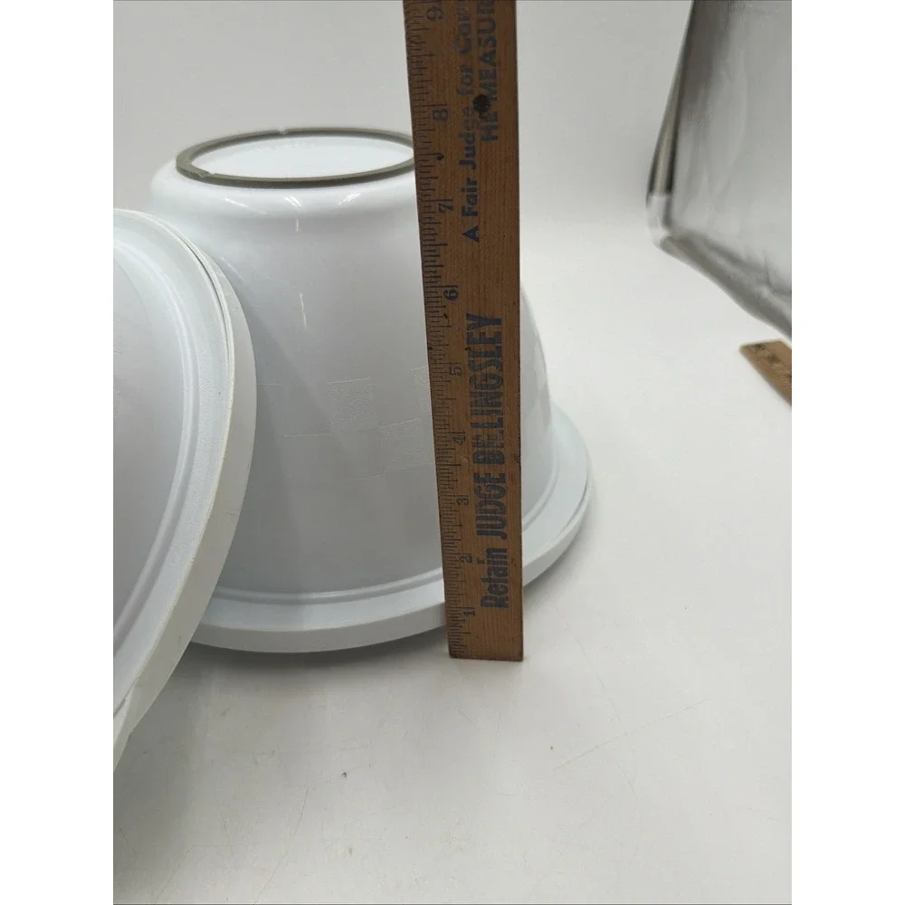 Pampered Chef Large 10